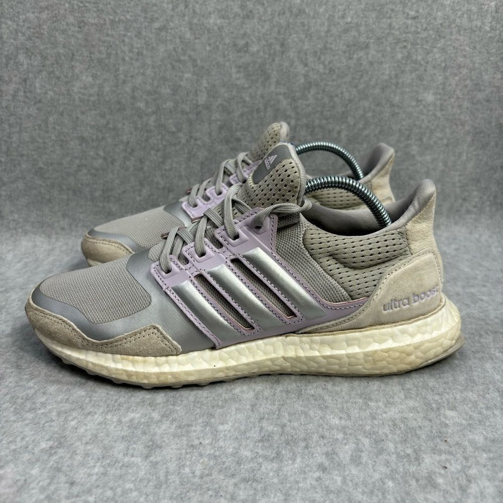 Adidas Ultraboost Womens Shoes Size 6.5 White Purple Comfort Running Sneakers